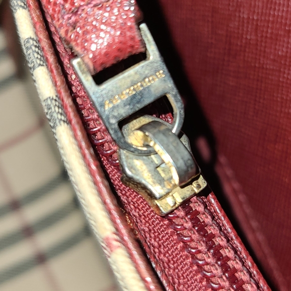 Vintage Bucket style Burberry bag - Picture 11 of 11